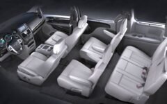 Chrysler Town and Country Minivan 